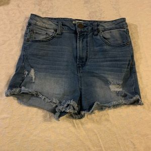 Refuge  shorts, Daisy duke style